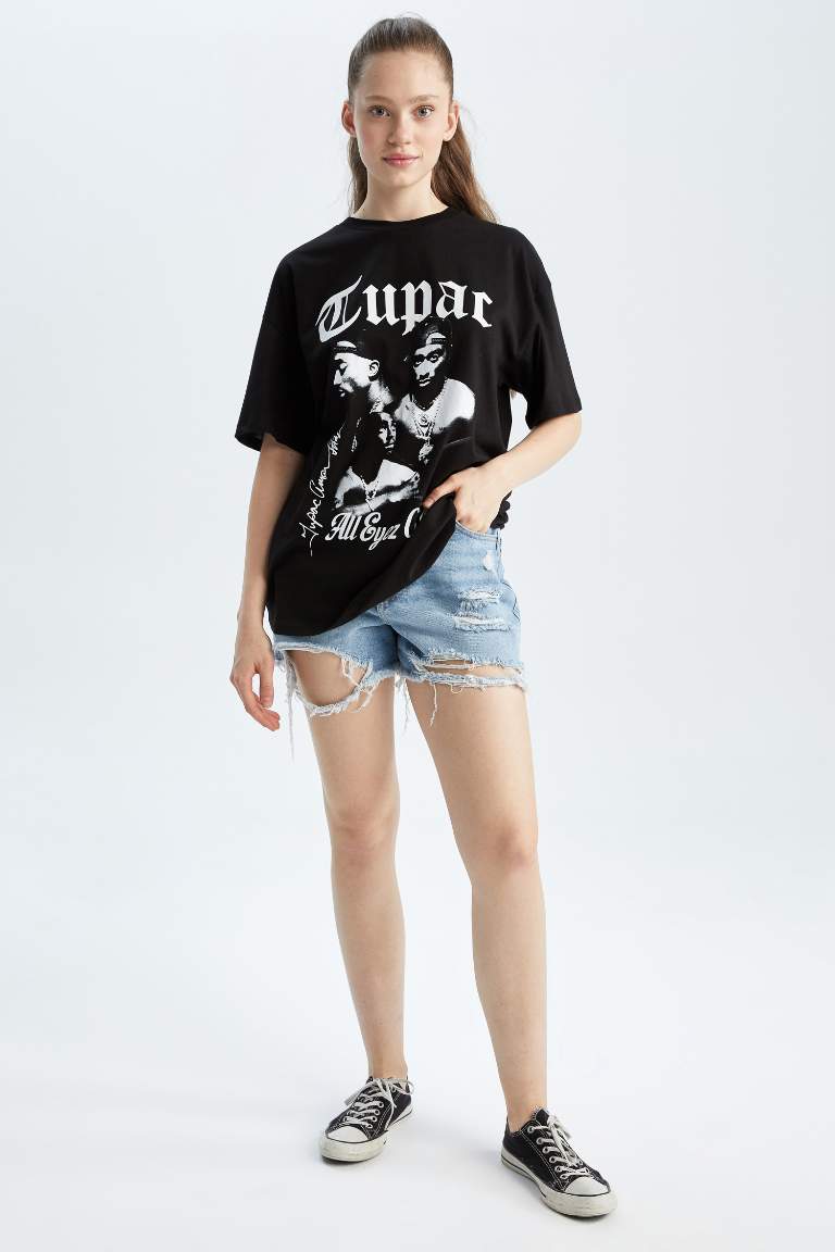 Oversize Fit Tupac Shakur licensed Printed Short Sleeve T-Shirt