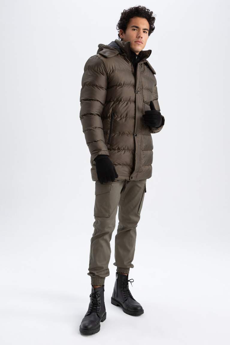 Slim Fit Kapüşonlu Puffer Şişme Mont Parka