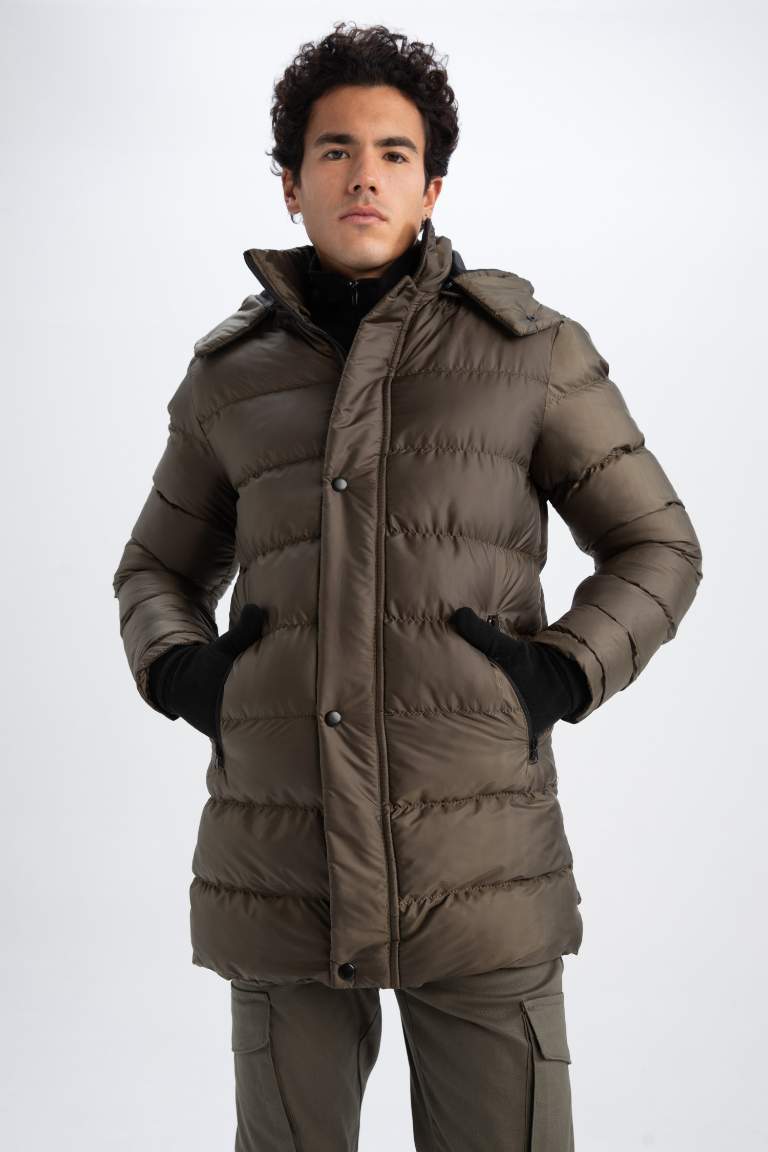 Slim Fit Kapüşonlu Puffer Şişme Mont Parka