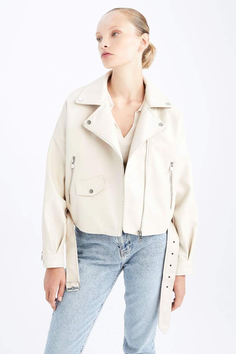 Su İtici Relax Fit Suni Deri Kemerli Crop Biker Ceket