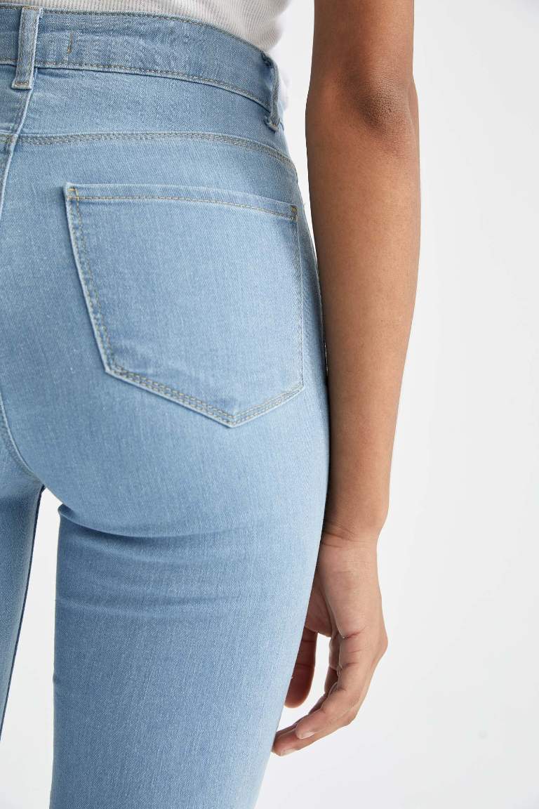 Super Skinny Jegging Fit High Waist Jeans