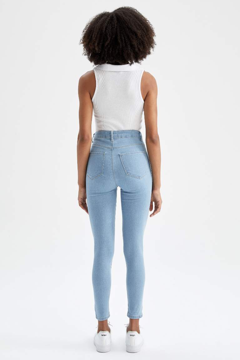 Super Skinny Jegging Fit High Waist Jeans