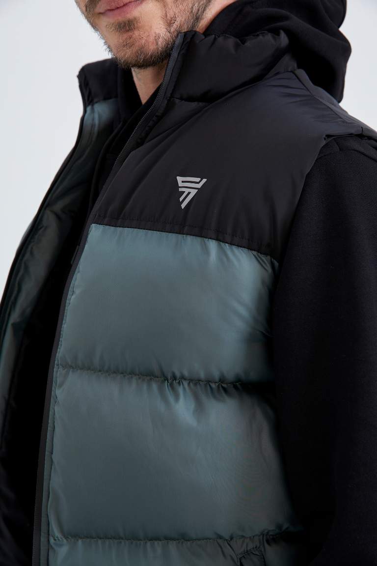DeFactoFit Regular Fit Yelek