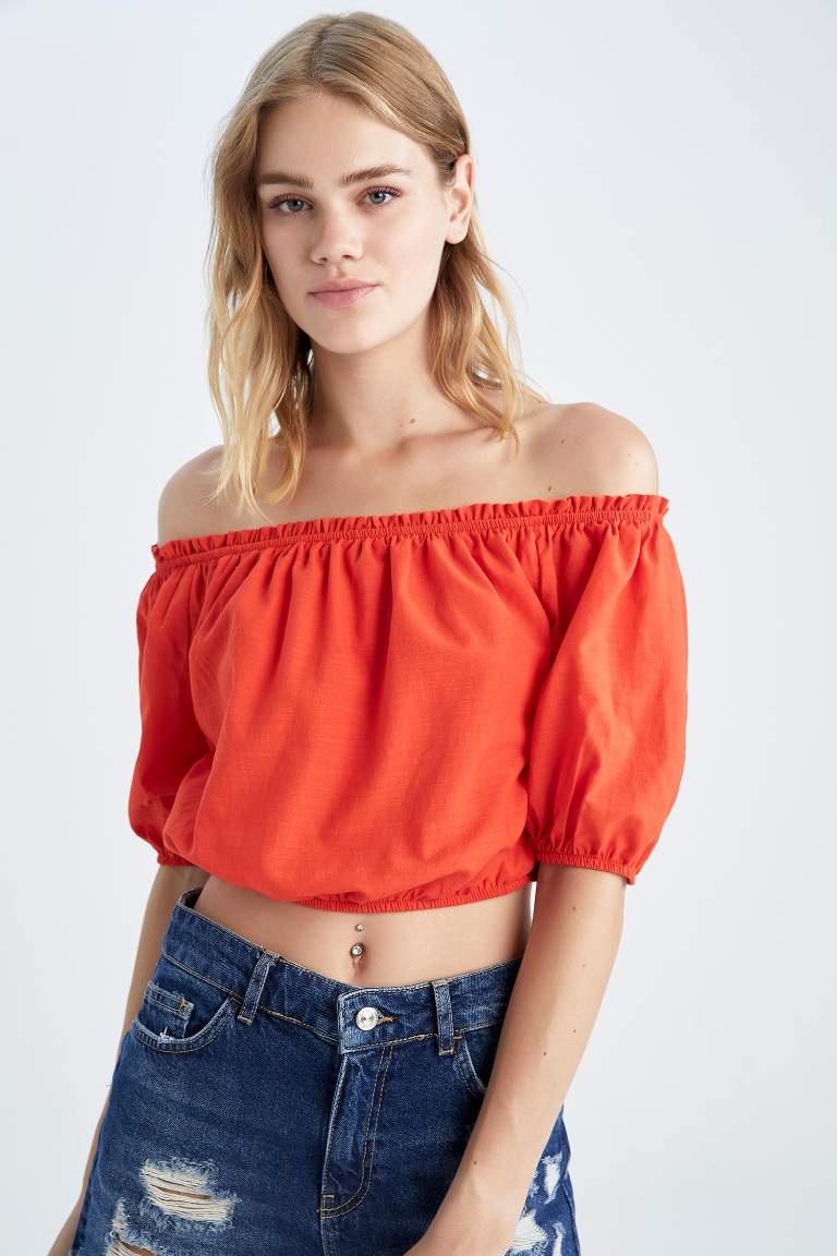 Crop Off Shoulder Short Sleeve Blouse