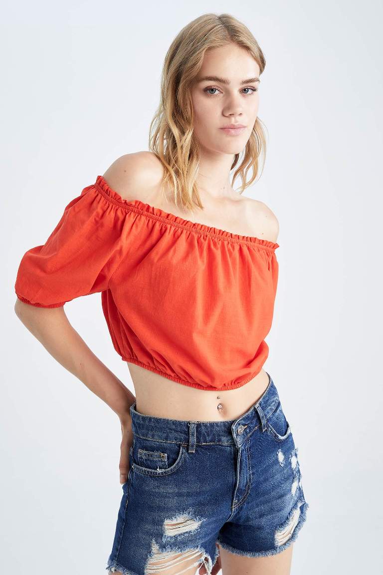 Crop Off Shoulder Short Sleeve Blouse