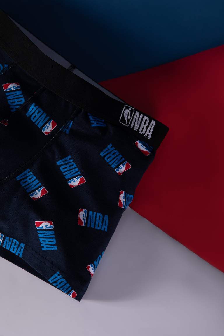 بوكسر قصة عادية من NBA