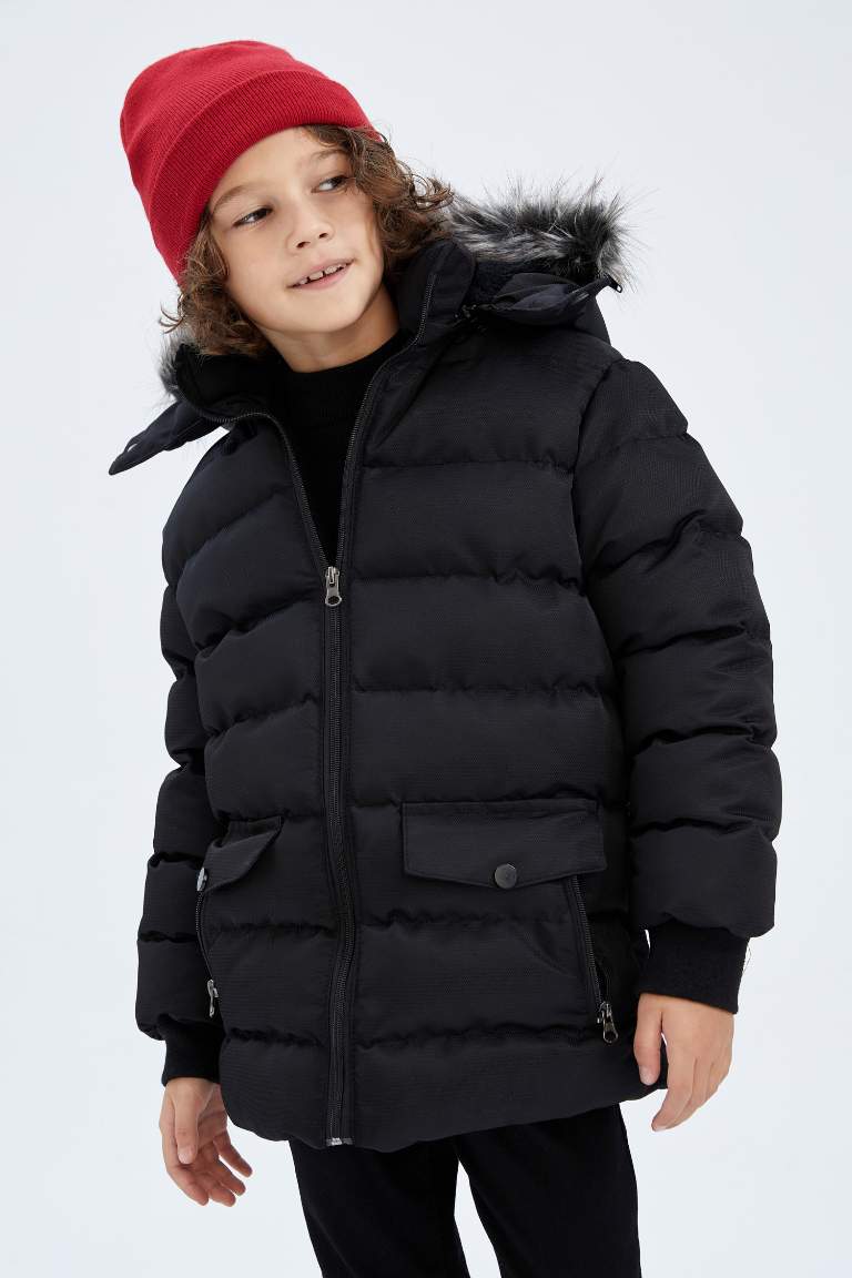 Erkek Çocuk Kapüşonlu Pelüş Astar Parka