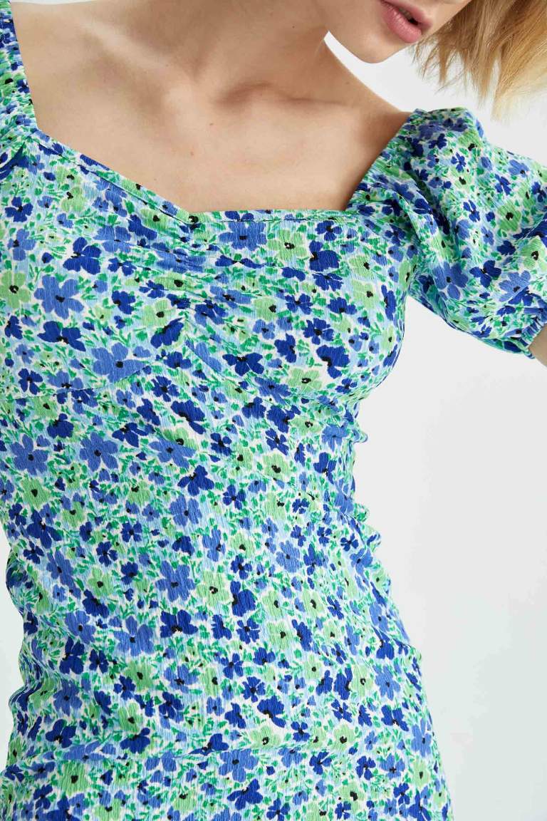 Bodycon Heart Collar Floral Mini Short Sleeve Knitted Dress