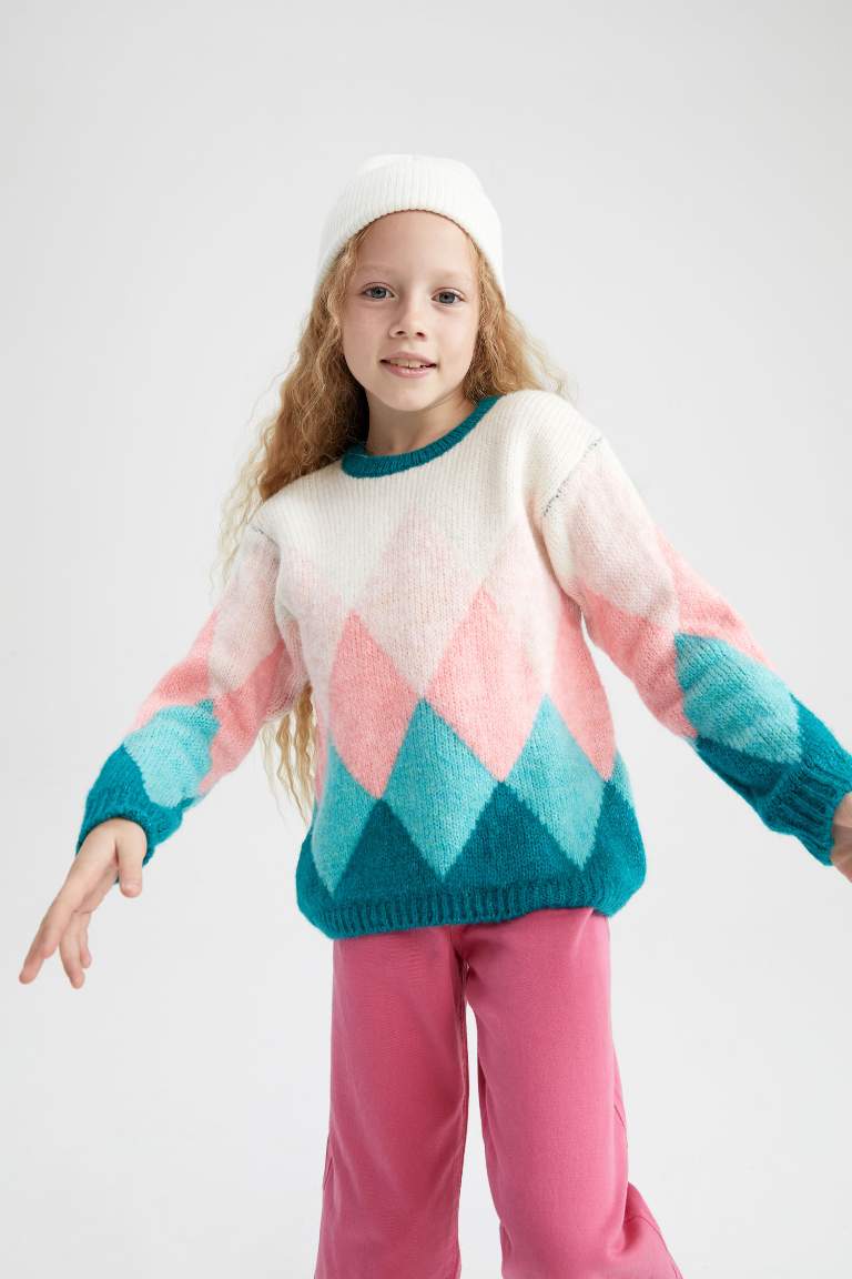Girl Diamond Patterned Crew Neck Sweater