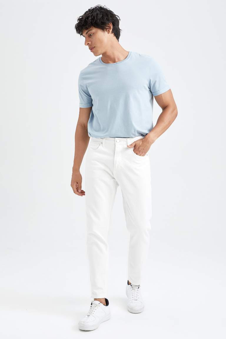 90's Slim Fit Jeans