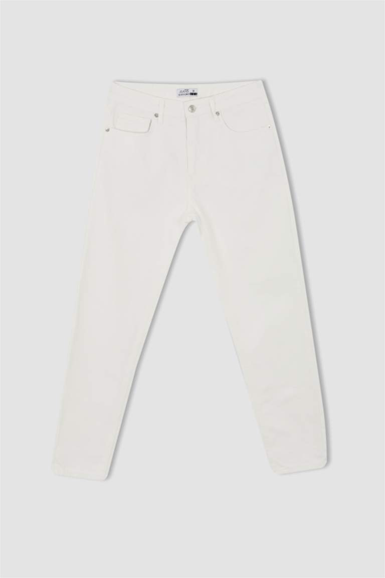 90's Slim Fit Jeans
