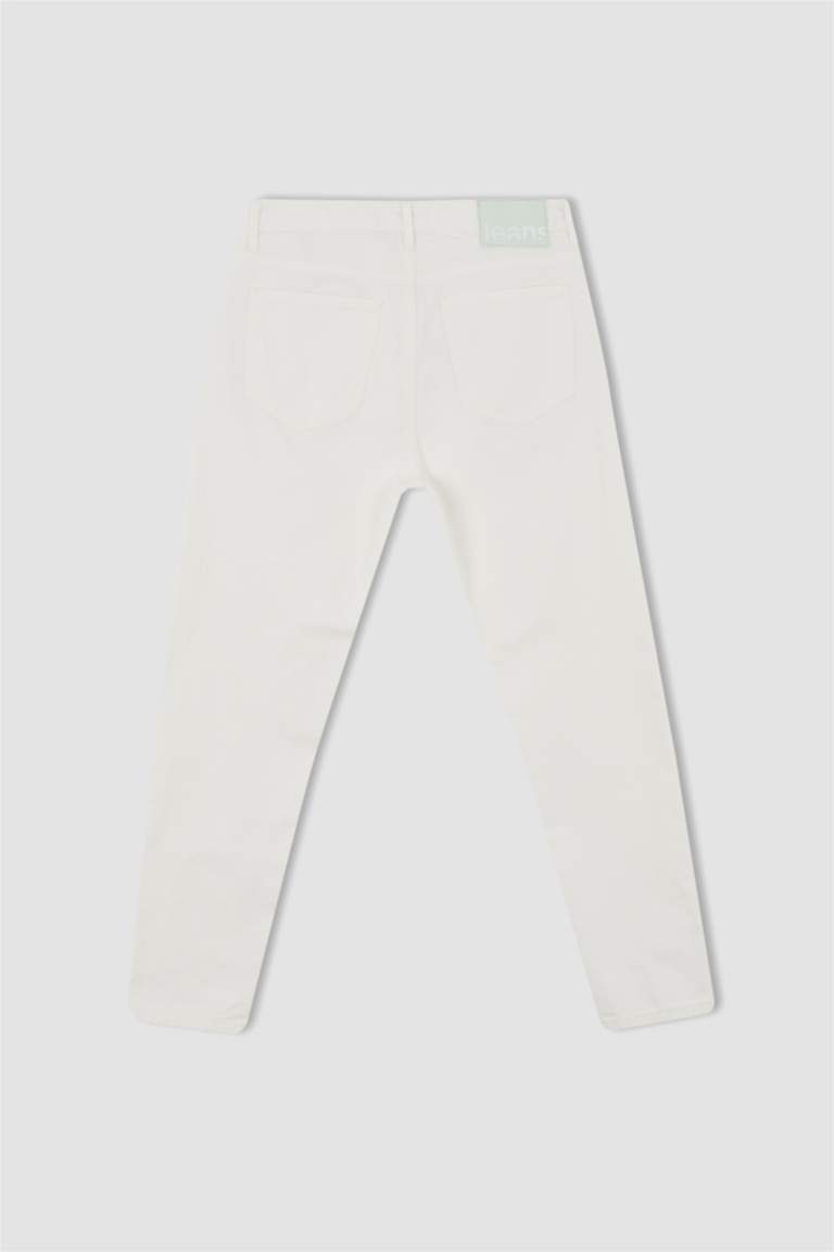 90's Slim Fit Jeans