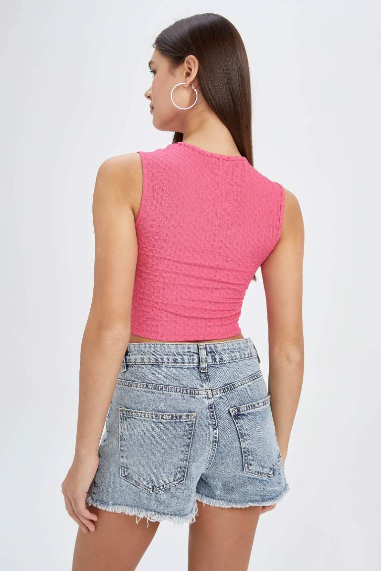 Coool Fitted Crinkle Fabric Tied Crop Singlet