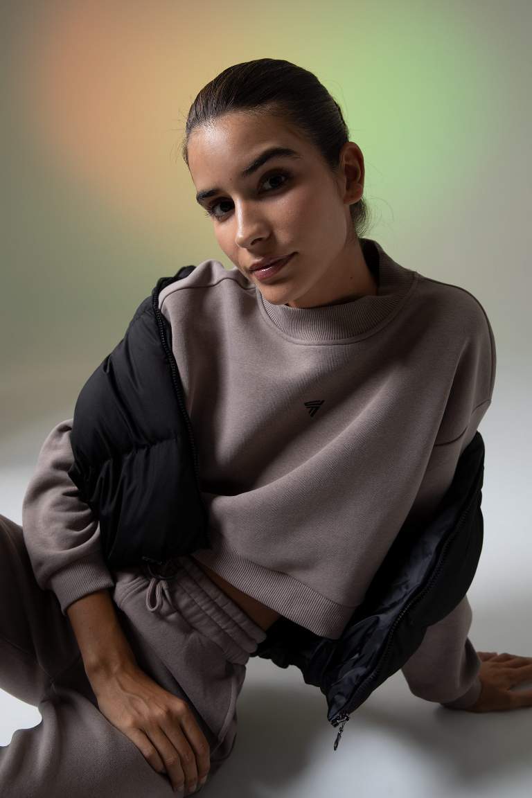 DeFactoFit Crop Bisiklet Yaka Sweatshirt