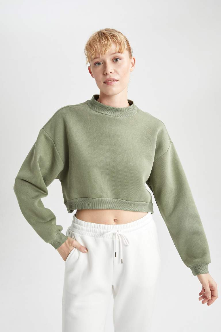 DeFactoFit Crew Neck Thick Crop Sweatshirt