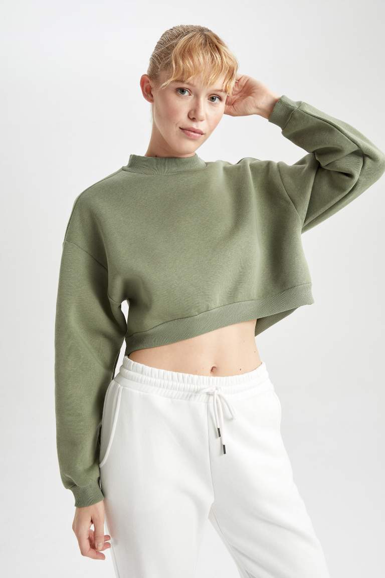 DeFactoFit Crew Neck Thick Crop Sweatshirt