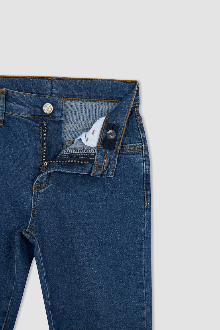 Boys Slim Fit Mid Blue Basic Denim Jeans