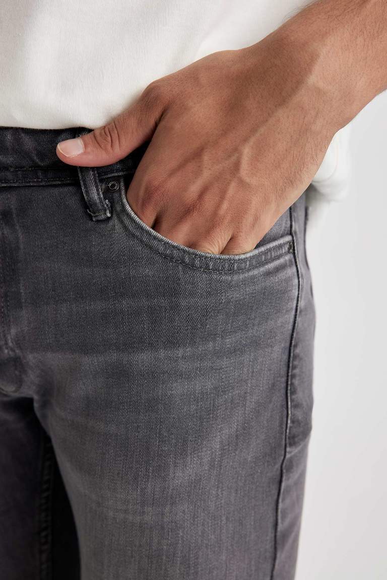 Pedro Slim Fit Dar Kalıp Normal Bel Dar Paça Jean Pantolon