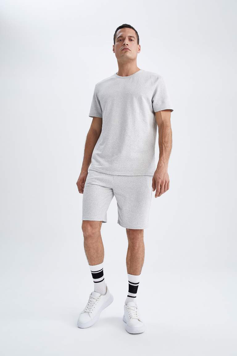 New Regular Fit Bisiklet Yaka Basic Tişört