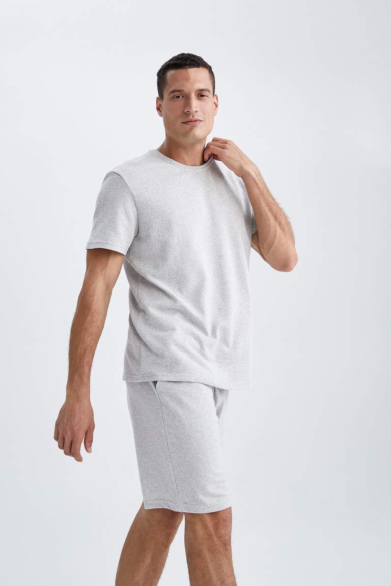 New Regular Fit Bisiklet Yaka Basic Tişört