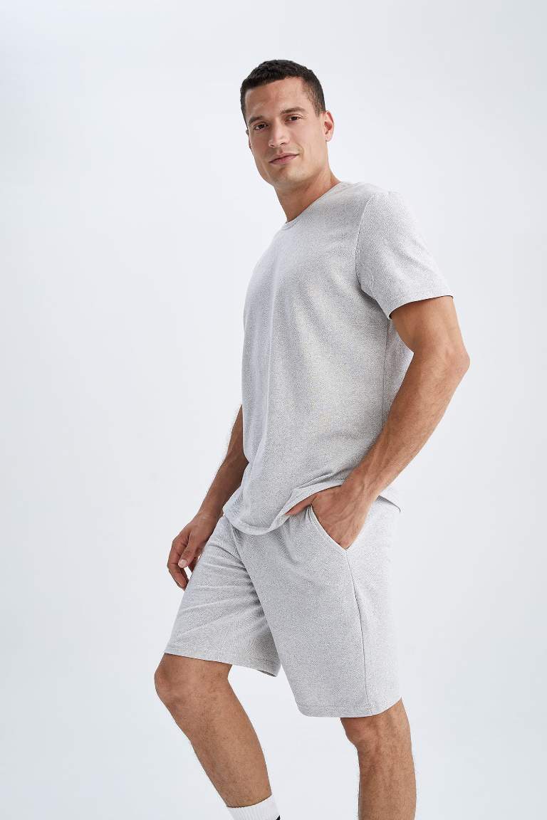 New Regular Fit Bisiklet Yaka Basic Tişört