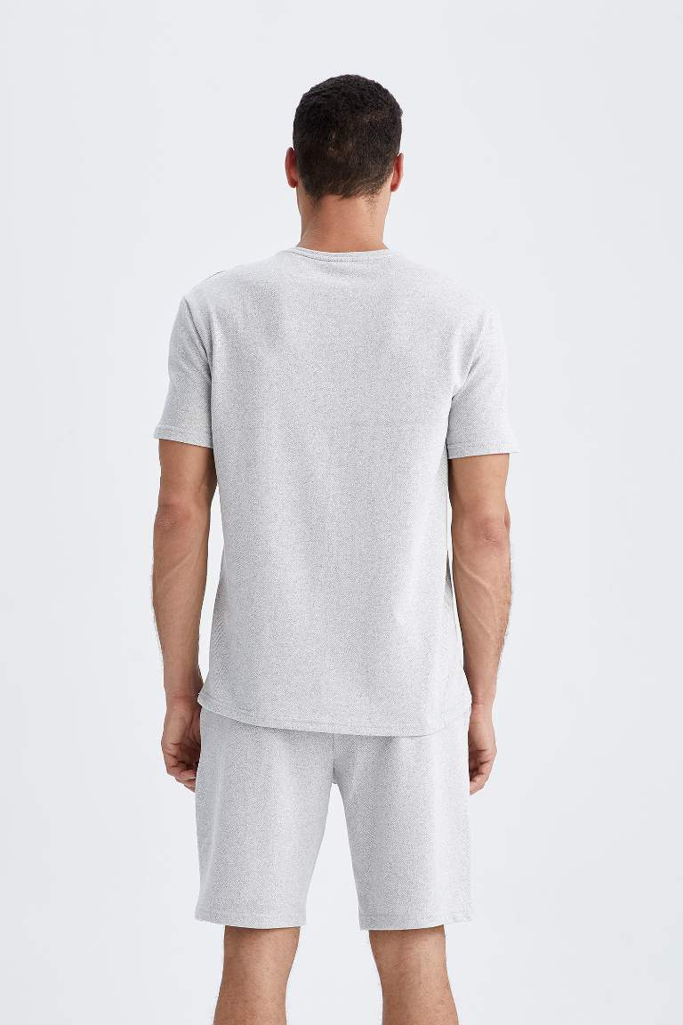 New Regular Fit Bisiklet Yaka Basic Tişört
