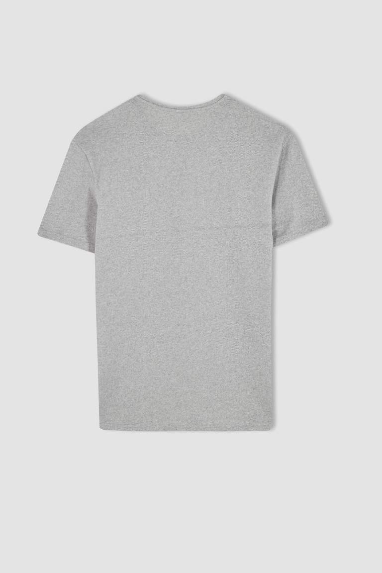 New Regular Fit Bisiklet Yaka Basic Tişört
