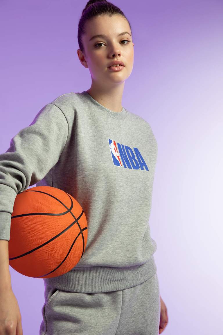 DeFactoFit NBA Standart Fit Bisiklet Yaka Sweatshirt