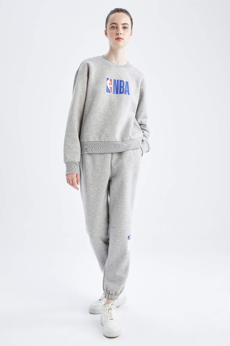 DeFactoFit NBA Standart Fit Bisiklet Yaka Sweatshirt