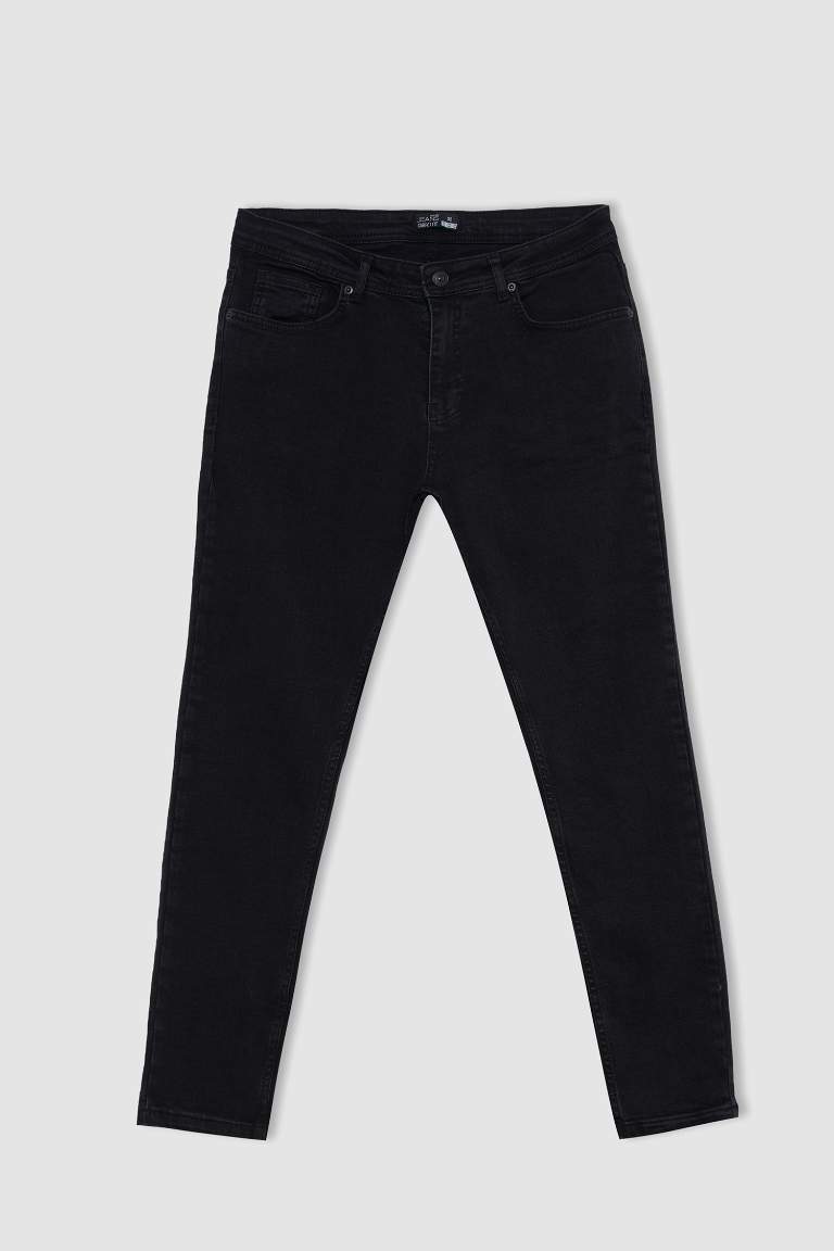 Carrot Fit Normal Waist Pipe Leg Jeans