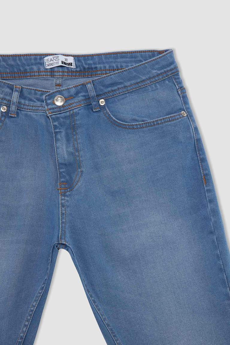 Carrot Fit Havuç Kalıp Yüksel Bel Dar Paça Jean Pantolon