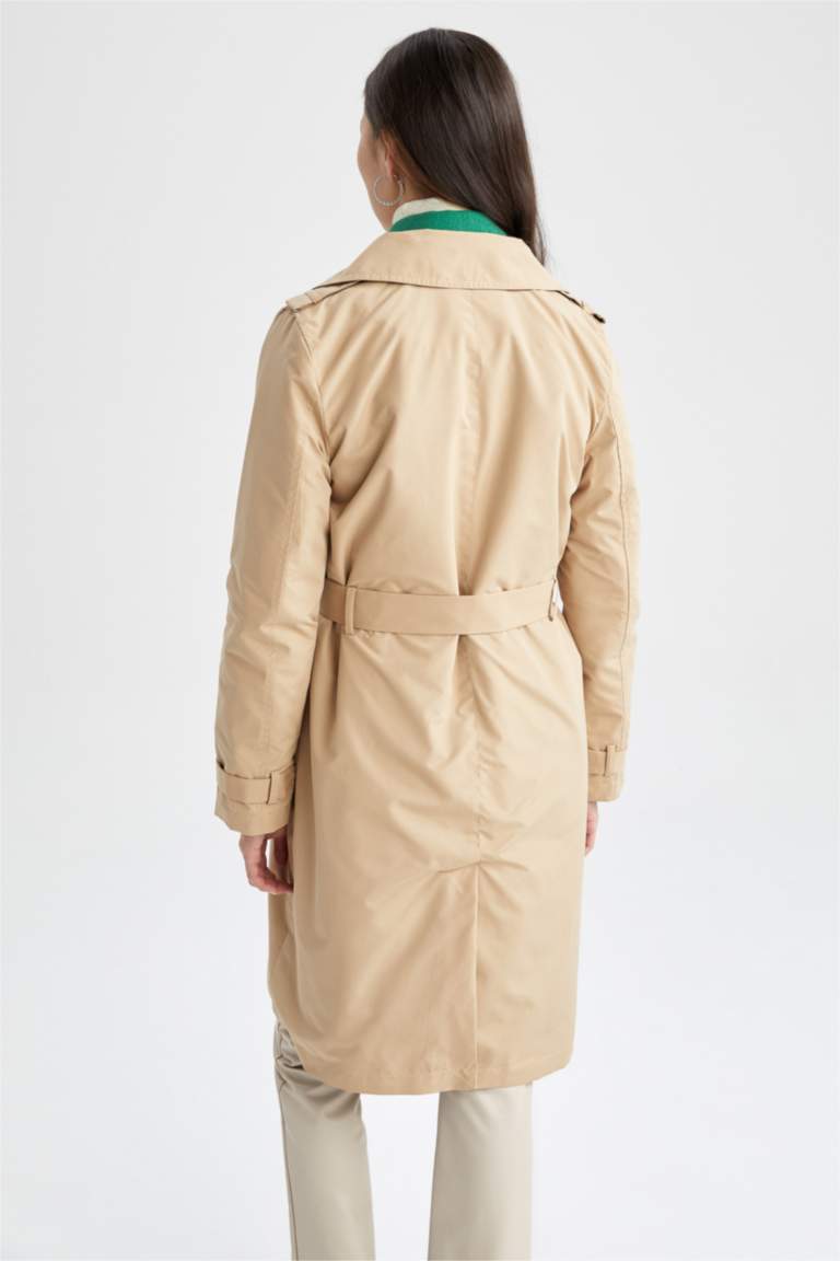 جاكيت ترانش كوت قصة عادية ببطانة صناعية