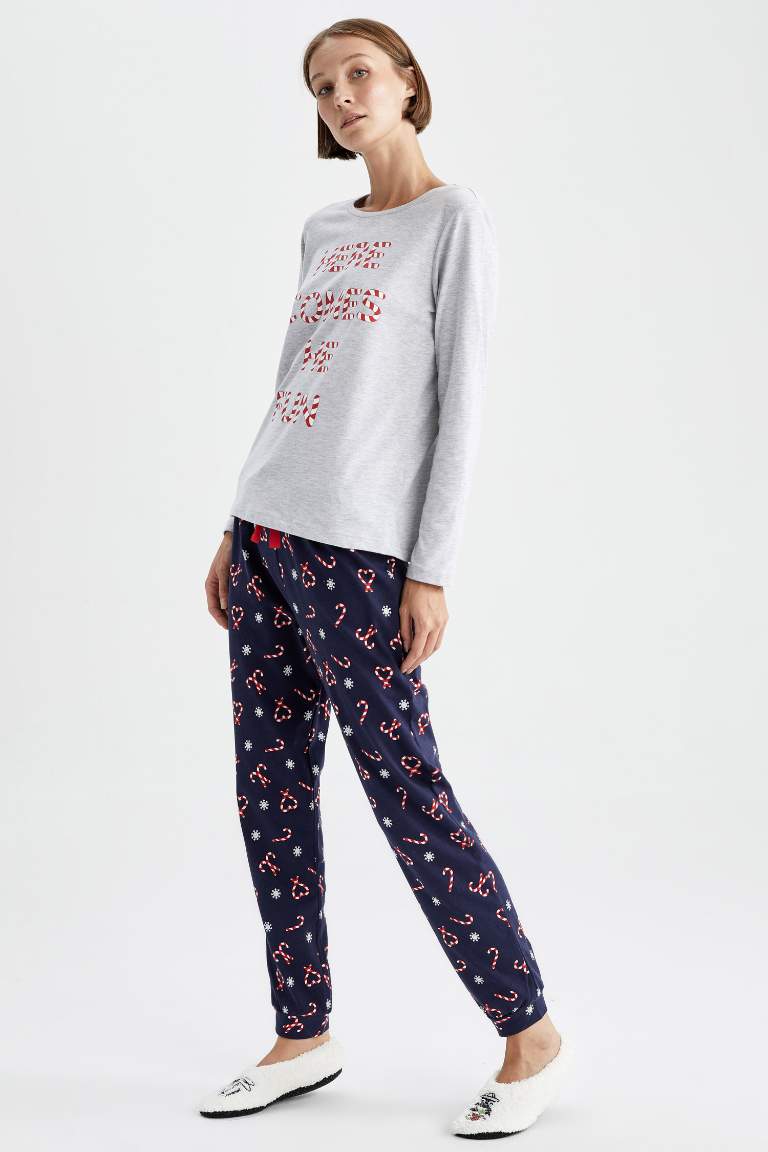 Fall in Love Yılbaşı Temalı Baskılı Uzun Kollu Pijama Takımı