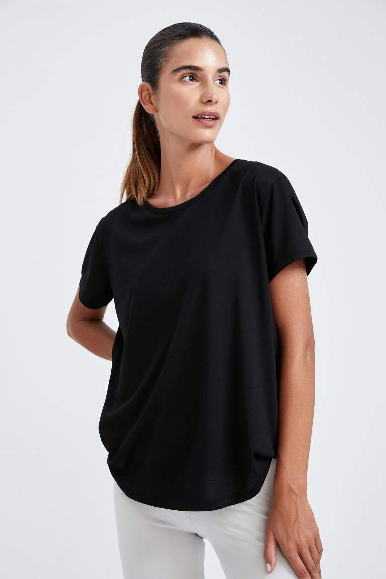 DeFactoFit Comfort Fit Bisiklet Yaka Kısa Kollu Tişört
