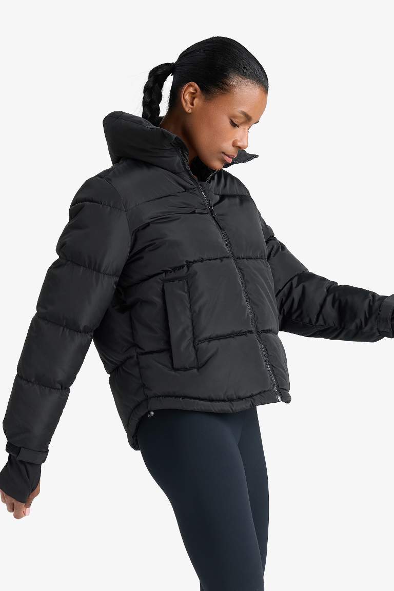 DeFactoFit Su Geçirmez Regular Fit Fermuarlı Mont