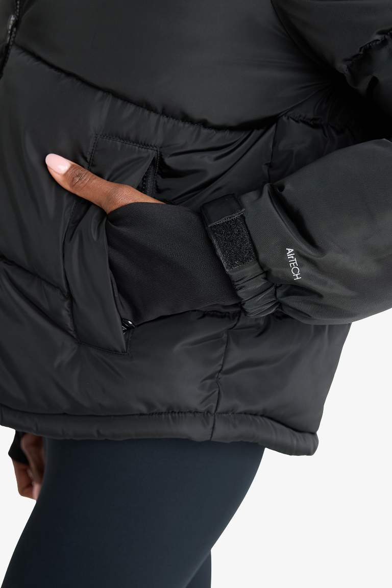 DeFactoFit Su Geçirmez Regular Fit Fermuarlı Mont