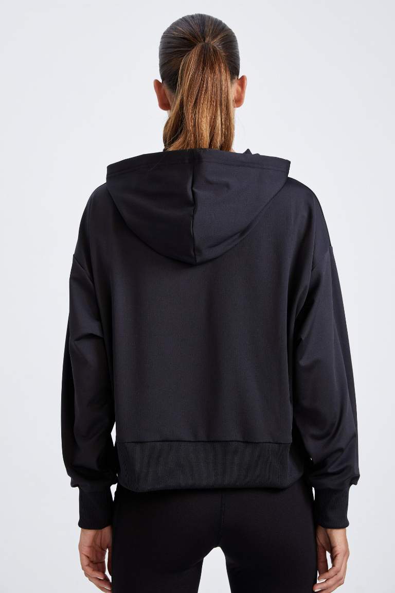 DeFactoFit Kapüşonlu Sporcu Sweatshirt