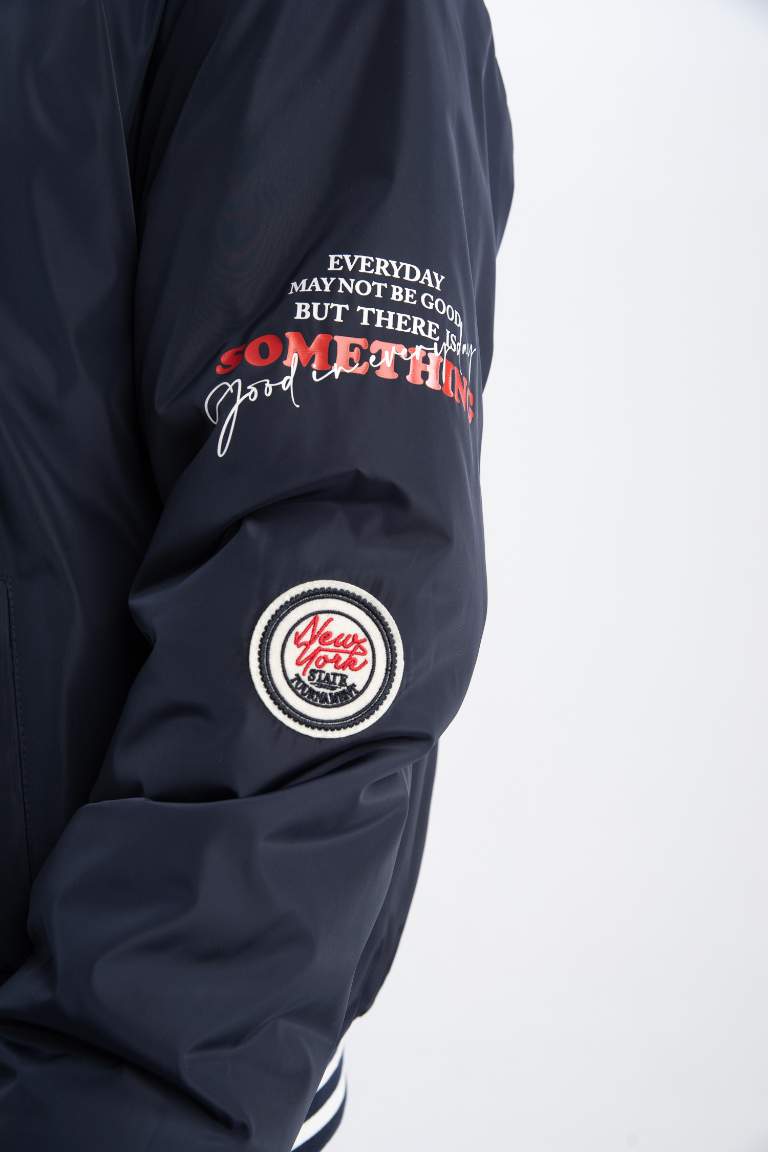 Oversize Fit Kolej Yaka Çıtçıt Kapamalı Çift Cepli Mevsimlik Hafif İnce Baskılı Bomber Mont Ceket