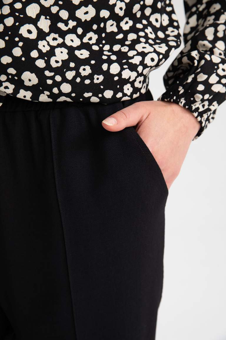 Straight Leg Trousers with Harem Pocket