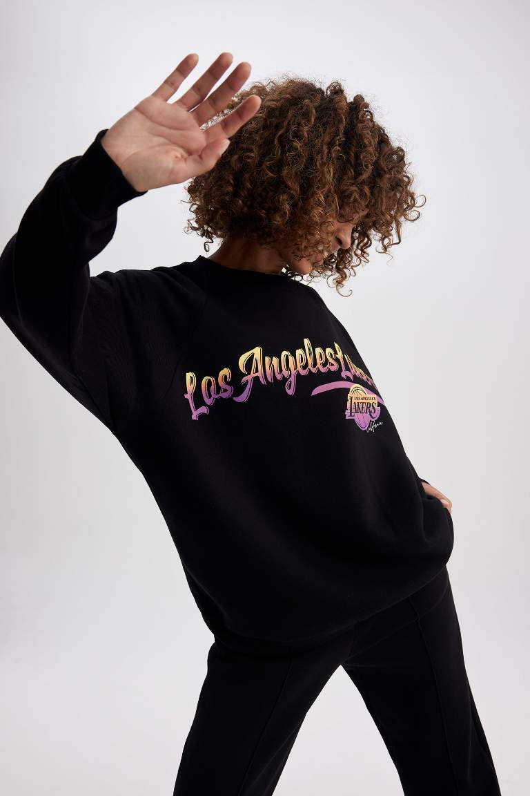 Defacto Fit NBA Los Angeles Lakers Oversize Fit Crew Neck Sweatshirt