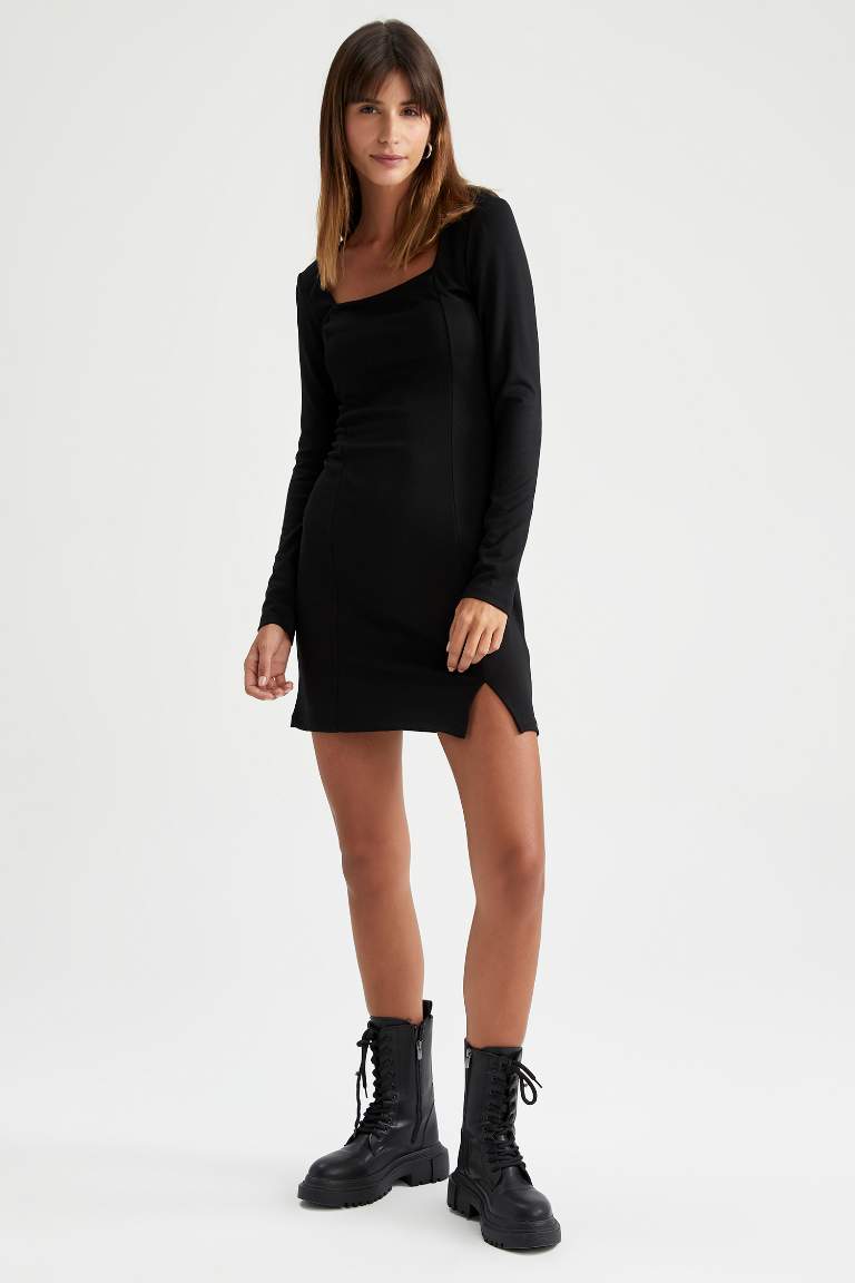 Bodycon Vücudu Saran Kare Yaka Uzun Kollu Mini Elbise