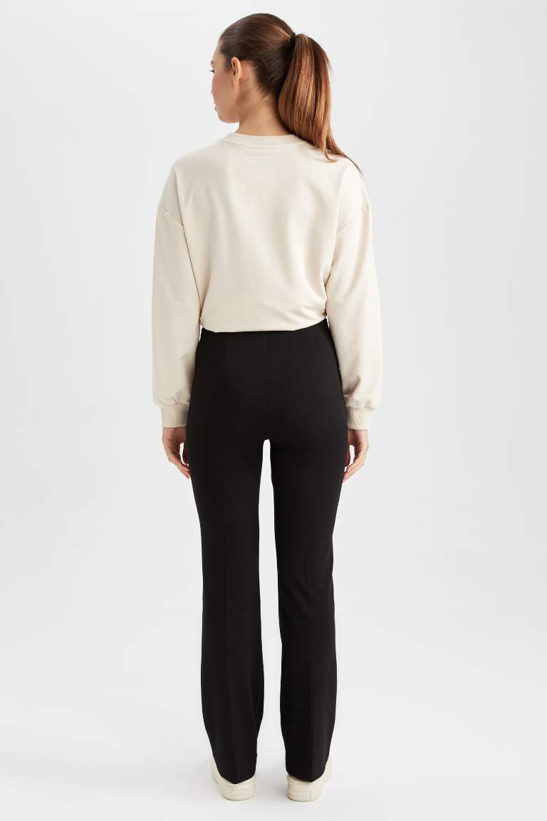 Flare Fit Fermuarlı Krep Pantolon