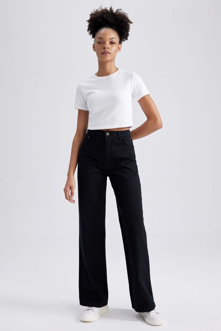 Black WOMAN Wide Leg Wide Leg Gabardine Cotton Trousers 2768289 | DeFacto