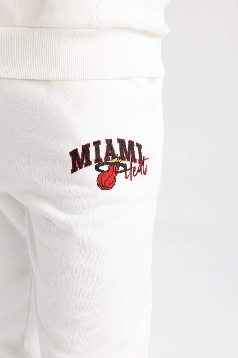 DeFactoFit Standard Fit NBA Miami Heat Licensed Jogger