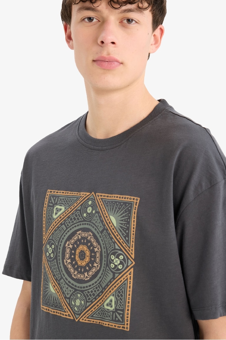 Relax Fit Crew Neck T-Shirt