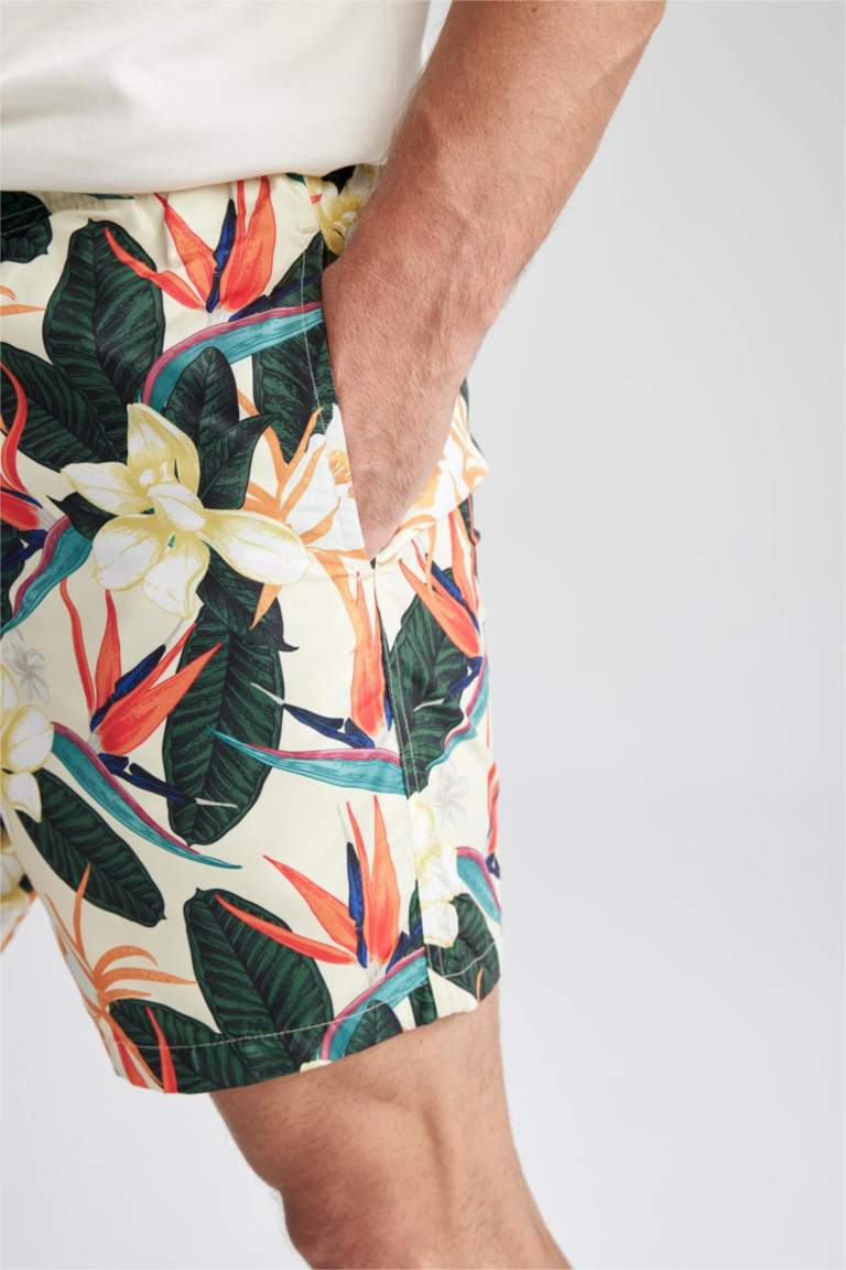 شورت بحر ميدي قصة عادية