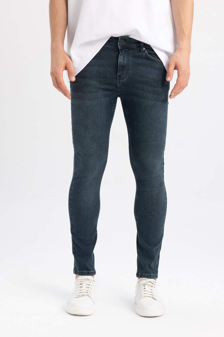 Pantalon Jean Super Skinny Taille Normale à Jambes très étroites