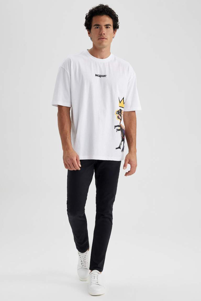 Jean Michel Basquiat Licensed Oversize Fit Crew Neck Printed T-Shirt