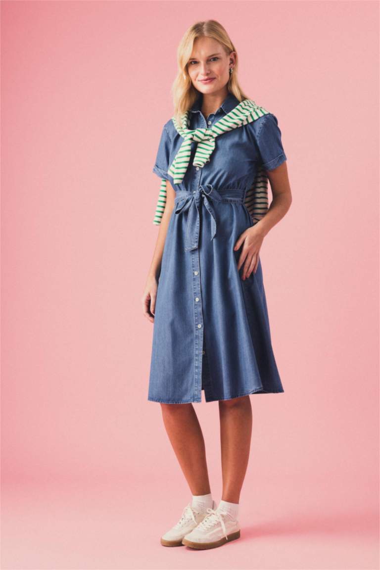 Blue WOMAN Shirt Collar Belted Midi Jean Dress 2786628 DeFacto