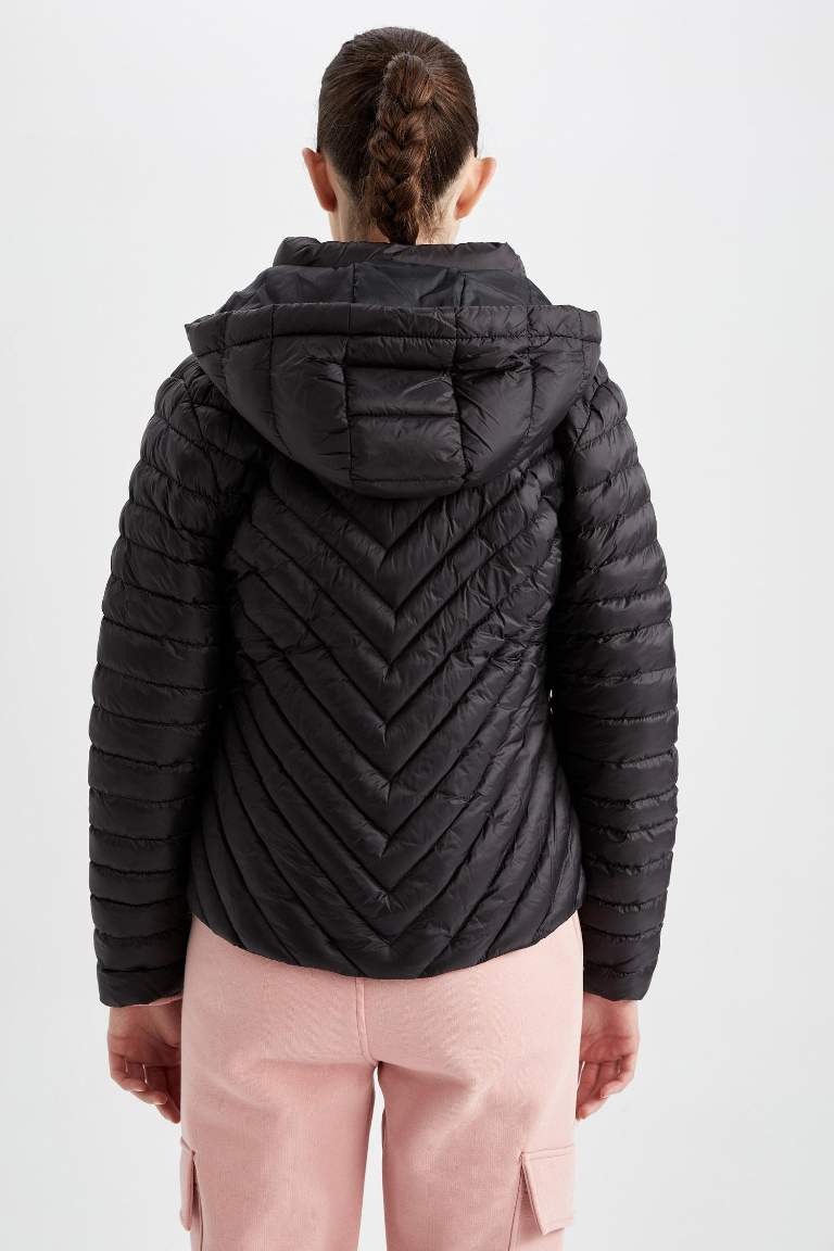 DeFactoFit Standart Fit Kapüşonlu Şişme Mont